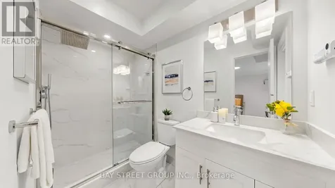 97 Zokol Drive Aurora ON L4G 0B9