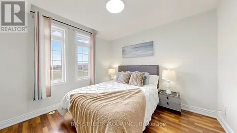 97 Zokol Drive Aurora ON L4G 0B9