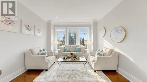 97 Zokol Drive Aurora ON L4G 0B9