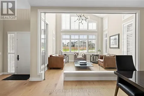 163 Springside Crescent Blue Mountains ON L9Y 5L3