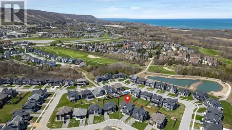 163 Springside Crescent Blue Mountains ON L9Y 5L3