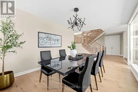 163 Springside Crescent Blue Mountains ON L9Y 5L3