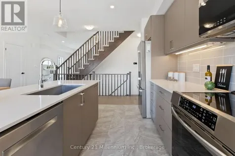 5 Dunes Drive Wasaga Beach ON L9Z 0J1
