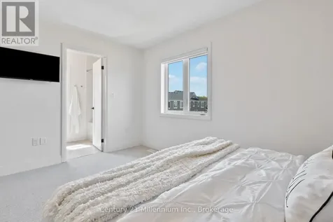 5 Dunes Drive Wasaga Beach ON L9Z 0J1