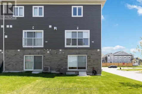 5 Dunes Drive Wasaga Beach ON L9Z 0J1