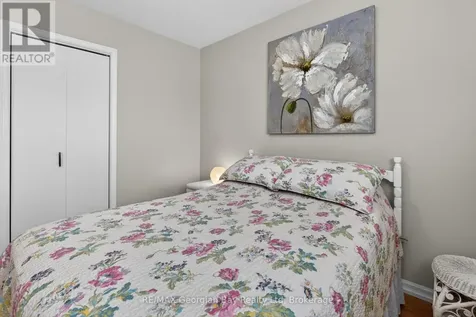32 Bonaventure Place Penetanguishene ON L9M 1J3