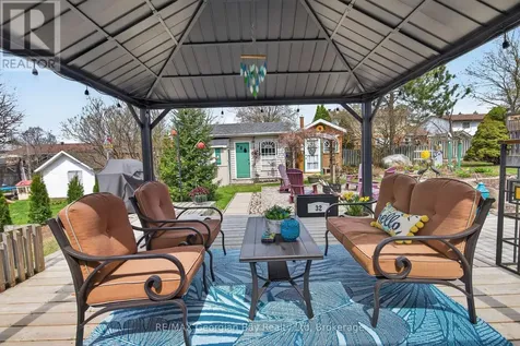 32 Bonaventure Place Penetanguishene ON L9M 1J3