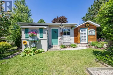 32 Bonaventure Place Penetanguishene ON L9M 1J3