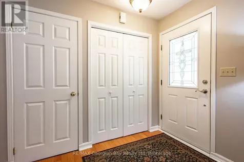 32 Bonaventure Place Penetanguishene ON L9M 1J3