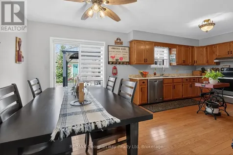 32 Bonaventure Place Penetanguishene ON L9M 1J3