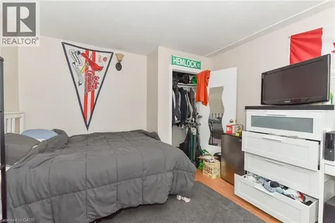 166 Elgin Crescent Waterloo ON N2J 2S6