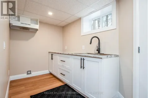 627 Glen Forrest Boulevard Waterloo ON N2L 4K1