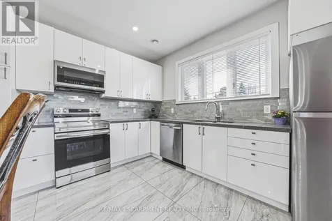 68 Vansitmart Avenue Hamilton (homeside) ON L8H 3A5