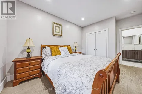 68 Vansitmart Avenue Hamilton (homeside) ON L8H 3A5
