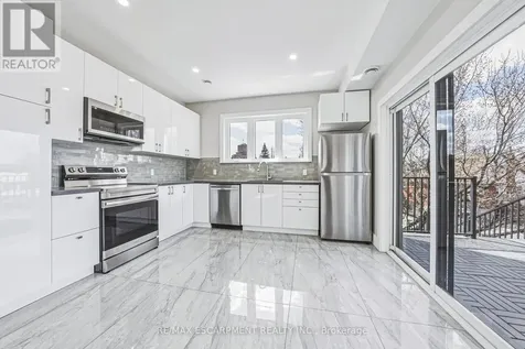 68 Vansitmart Avenue Hamilton (homeside) ON L8H 3A5