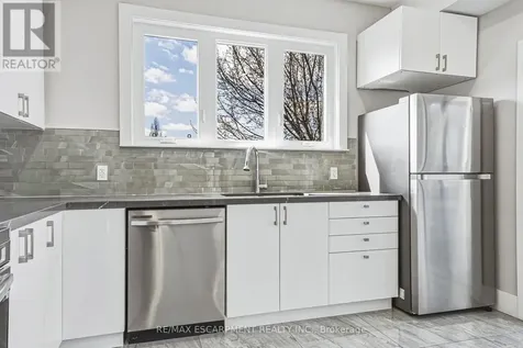 68 Vansitmart Avenue Hamilton (homeside) ON L8H 3A5