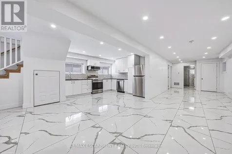 68 Vansitmart Avenue Hamilton (homeside) ON L8H 3A5