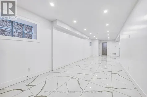 68 Vansitmart Avenue Hamilton (homeside) ON L8H 3A5