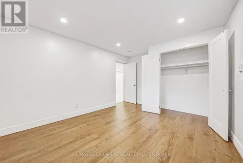 68 Vansitmart Avenue Hamilton (homeside) ON L8H 3A5