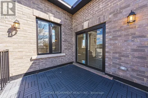 68 Vansitmart Avenue Hamilton (homeside) ON L8H 3A5