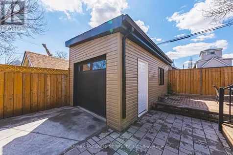 68 Vansitmart Avenue Hamilton (homeside) ON L8H 3A5