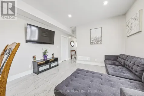 68 Vansitmart Avenue Hamilton (homeside) ON L8H 3A5