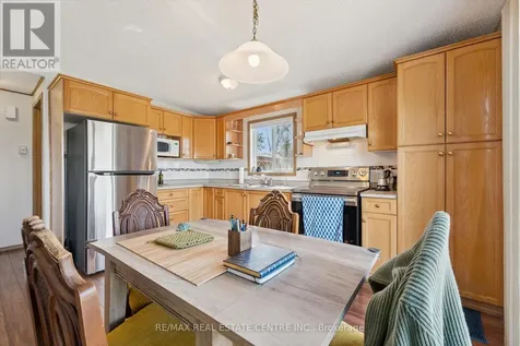 27 Trillium Beach Drive Pvt Drive Puslinch ON N0B 2J0