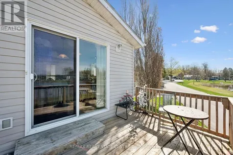 27 Trillium Beach Drive Pvt Drive Puslinch ON N0B 2J0