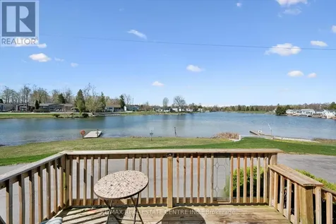 27 Trillium Beach Drive Pvt Drive Puslinch ON N0B 2J0