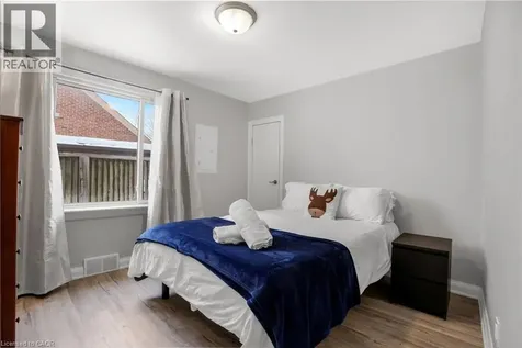 102 Kribs Street Cambridge ON N3C 3N5