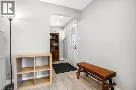 102 Kribs Street Cambridge ON N3C 3N5