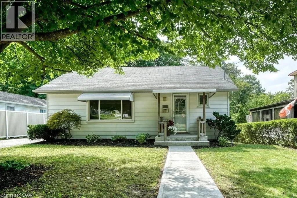 102 Kribs Street Cambridge ON N3C 3N5