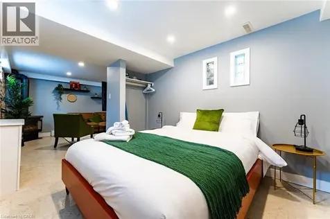 102 Kribs Street Cambridge ON N3C 3N5
