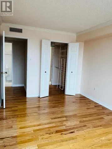530 Laurier Avenue West Ottawa ON K1R 7T1
