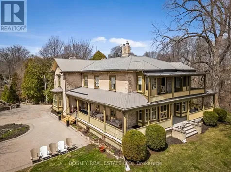 47 Pine Street South Port Hope ON L1A 3E6