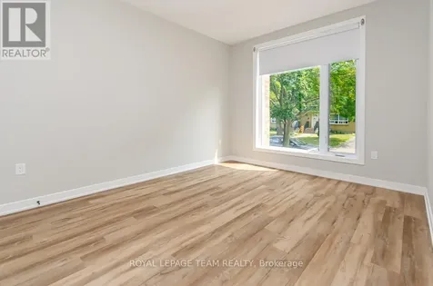 1291 Summerville Avenue Ottawa ON K1Z 8G7