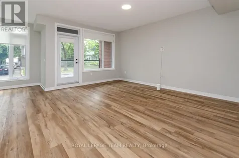 1291 Summerville Avenue Ottawa ON K1Z 8G7