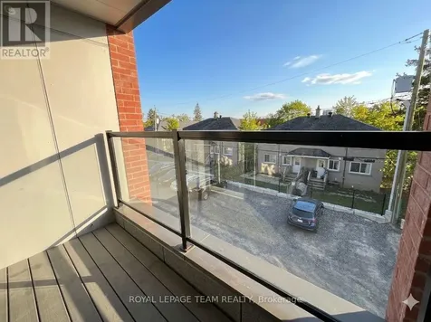 1291 Summerville Avenue Ottawa ON K1Z 8G7