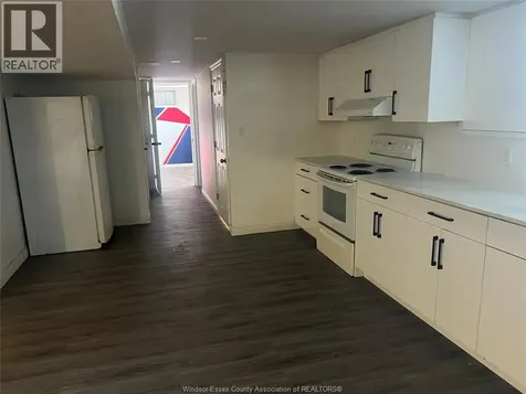 1550 Roxborough Boulevard Windsor ON N9B 3H3
