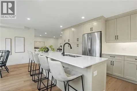 507 Grand Ridge Drive Cambridge ON N1S 4Y9