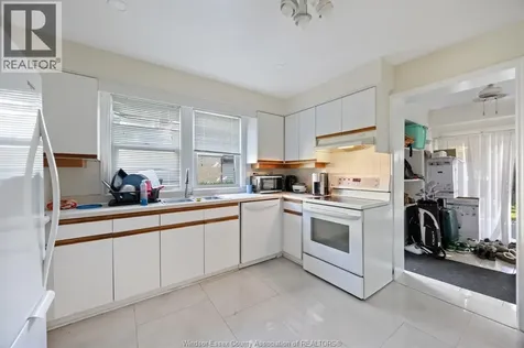456 Askin Avenue Windsor ON N9B 2X4