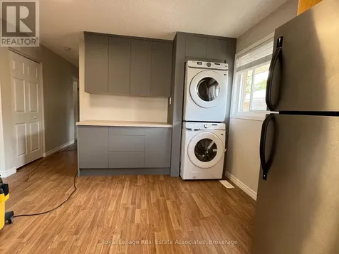 86 Overlea Crescent Kitchener ON N2M 5A9