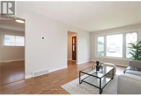 86 Overlea Crescent Kitchener ON N2M 5A9