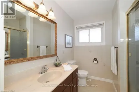 86 Overlea Crescent Kitchener ON N2M 5A9