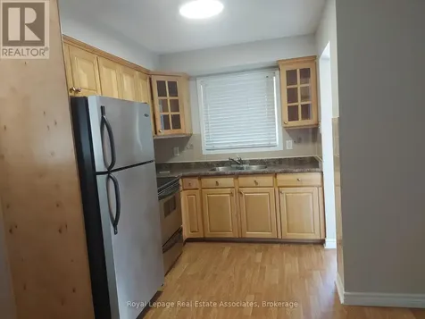 86 Overlea Crescent Kitchener ON N2M 5A9
