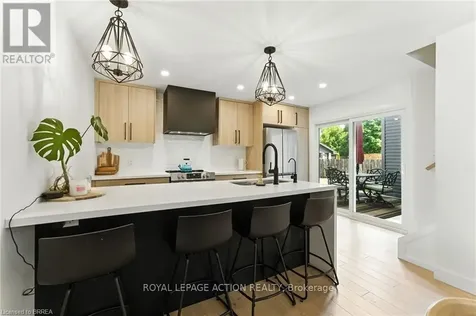 37 Barnes Avenue Brantford ON N3R 4Y9