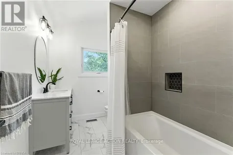 37 Barnes Avenue Brantford ON N3R 4Y9