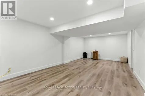 37 Barnes Avenue Brantford ON N3R 4Y9