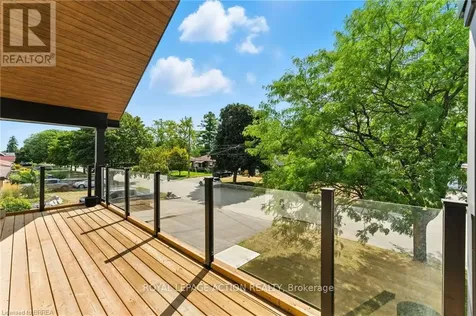 37 Barnes Avenue Brantford ON N3R 4Y9