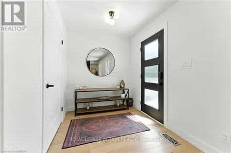 37 Barnes Avenue Brantford ON N3R 4Y9
